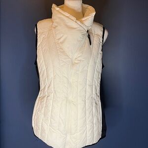 Calvin Klein puffy vest, cream with black side panels ans trim, stunning, cozy